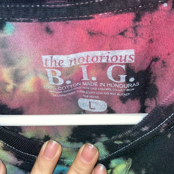 Crop Top - Picture 2 of 3